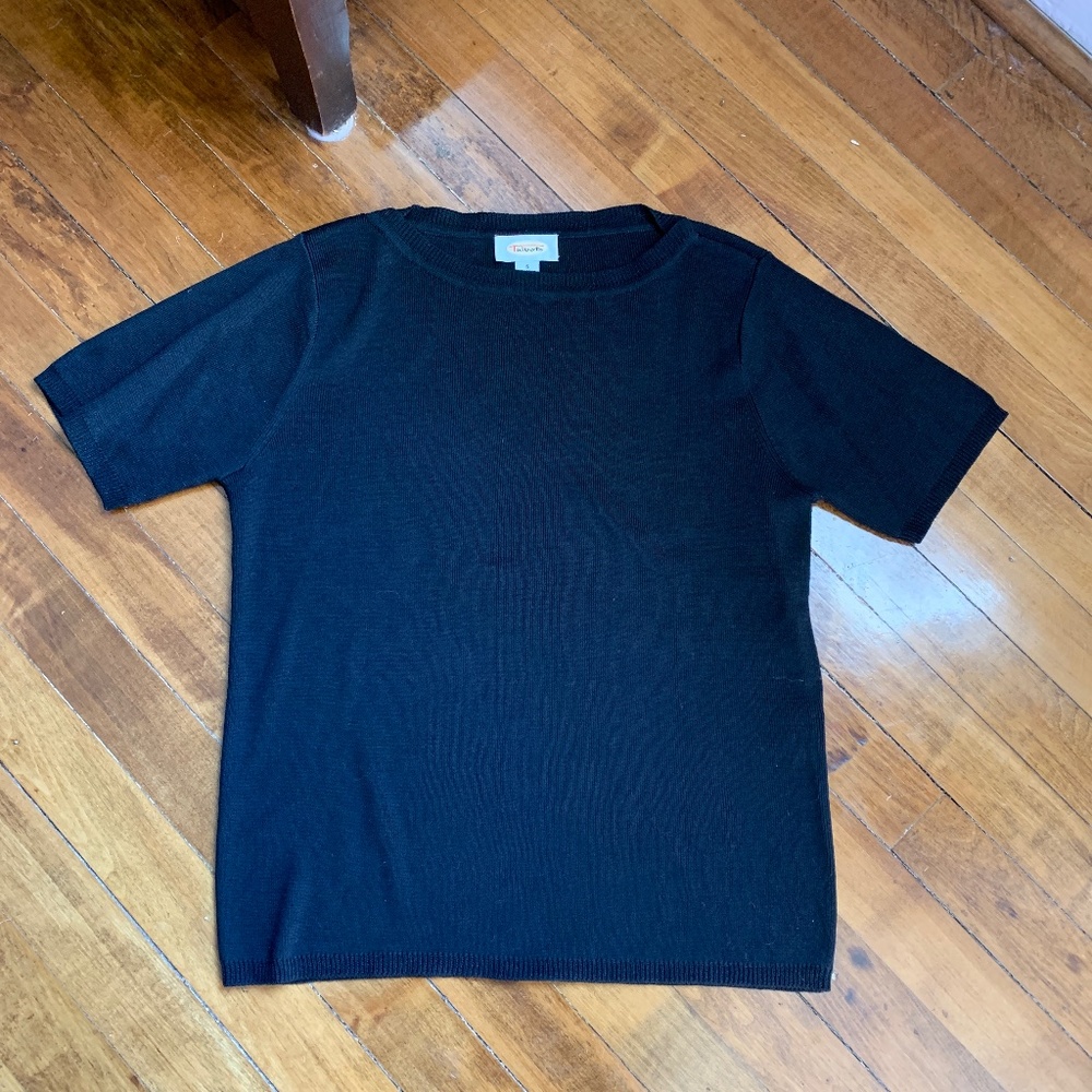 Talbots 100 percent silk short sleeve sweater.‎ If I wore it, it was only once